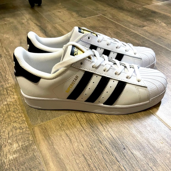 Adidas Superstar Athletic Shoes - Picture 1 of 3